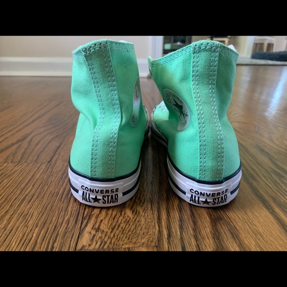 Converse Chuck Taylor hi-tops, womens - Picture 4 of 4